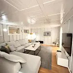 Apartamento Newly Renovated Modern 4-room - Centrally Located! Bodø