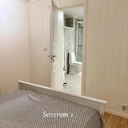 شقة Newly Renovated Modern 4-room - Centrally Located!