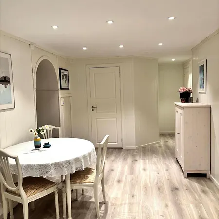 Newly Renovated Modern 4-room - Centrally Located! * Bodø